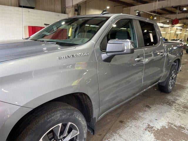 2023 Chevrolet Silverado 1500 Crew Cab Short Box 4-Wheel Drive LT 2FL