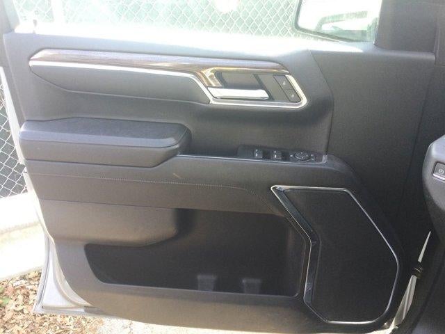 2023 Chevrolet Silverado 1500 Crew Cab Short Box 4-Wheel Drive LT 2FL