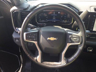 2023 Chevrolet Silverado 1500 Crew Cab Short Box 4-Wheel Drive LT 2FL