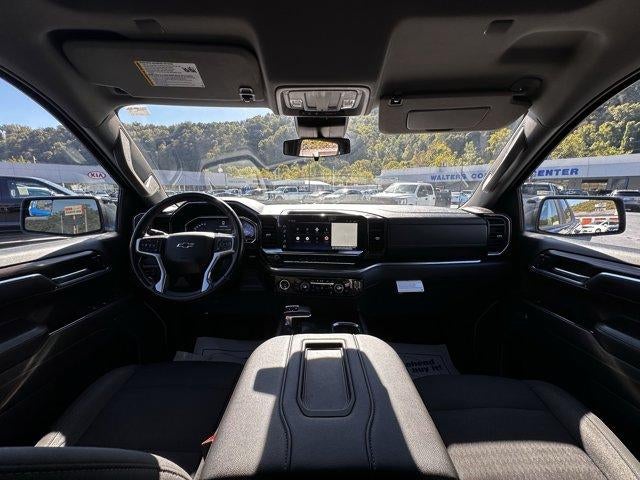 2022 Chevrolet Silverado 1500 Crew Cab Short Box 4-Wheel Drive LT Trail Boss