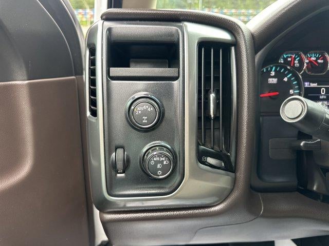 2017 Chevrolet Silverado 1500 Crew Cab Short Box 4-Wheel Drive LT