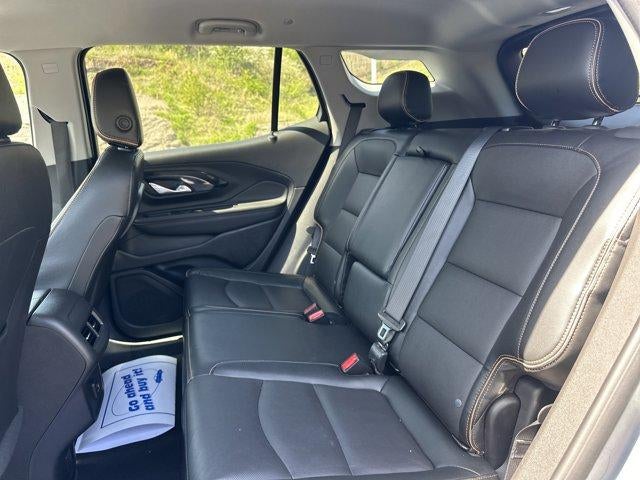 2023 GMC Terrain AWD 4dr AT4