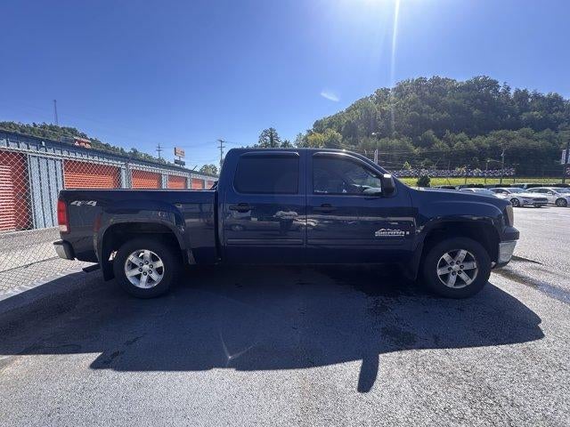 2009 GMC Sierra 1500 Crew Cab Short Box 4-Wheel Drive SL