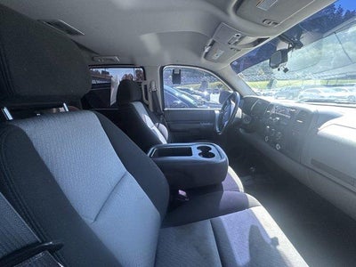 2009 GMC Sierra 1500 Crew Cab Short Box 4-Wheel Drive SL