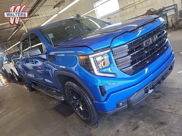 2022 GMC Sierra 1500 Crew Cab Short Box 4-Wheel Drive Elevation 3SB