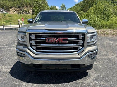 2017 GMC Sierra 1500 Crew Cab Short Box 4-Wheel Drive SLT