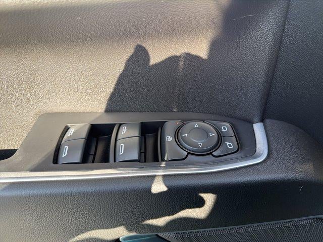2022 GMC Sierra 1500 Crew Cab Short Box 4-Wheel Drive Elevation 3SB