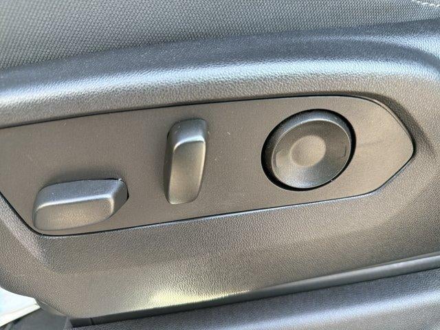 2022 GMC Sierra 1500 Crew Cab Short Box 4-Wheel Drive Elevation 3SB
