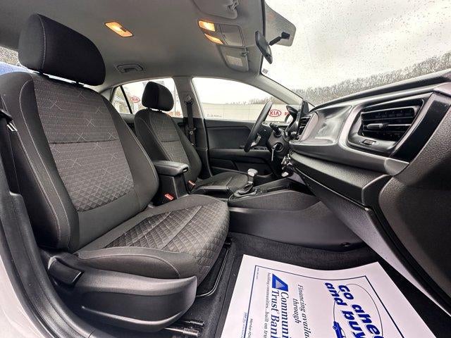 2022 Kia Rio S IVT