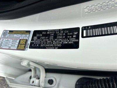 2024 Kia Forte LXS IVT