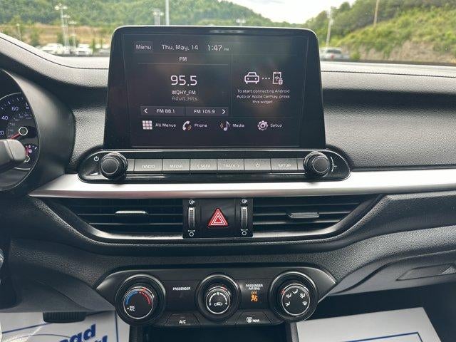 2024 Kia Forte LXS IVT