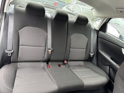 2024 Kia Forte LXS IVT