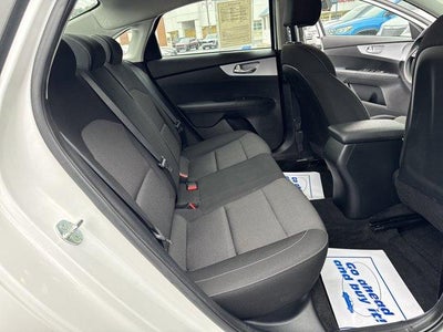 2024 Kia Forte LXS IVT