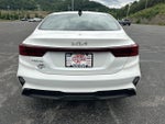 2024 Kia Forte LXS IVT