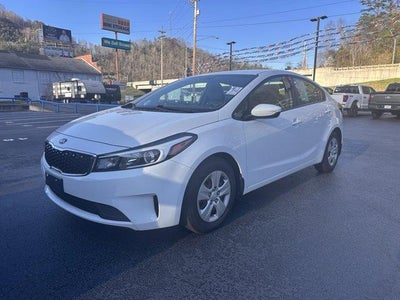 2017 Kia Forte LX Auto