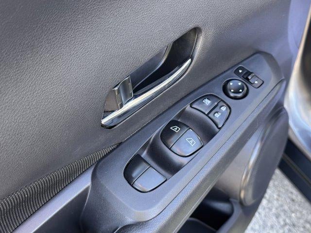 2023 Nissan Kicks SV FWD