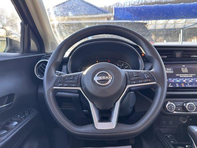 2023 Nissan Kicks SV FWD
