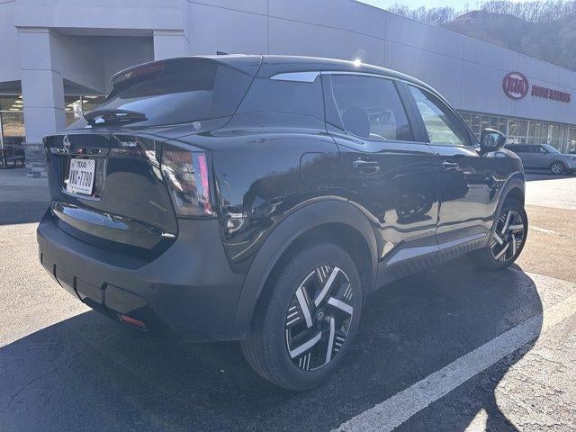 2025 Nissan Kicks SV FWD