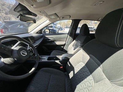 2025 Nissan Kicks SV FWD