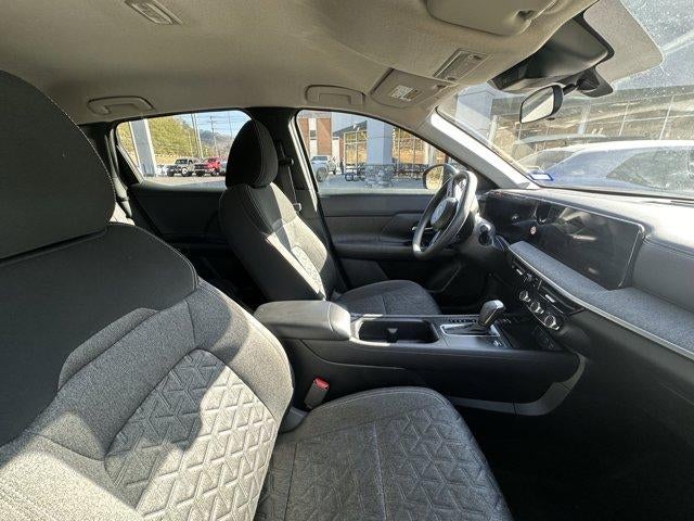 2025 Nissan Kicks SV FWD