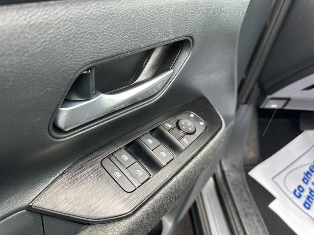 2025 Nissan Kicks SV FWD