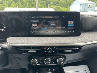 2025 Nissan Kicks SV FWD