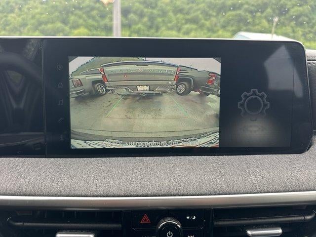 2025 Nissan Kicks SV FWD