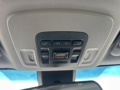 2019 Toyota Camry SE Auto (Natl)