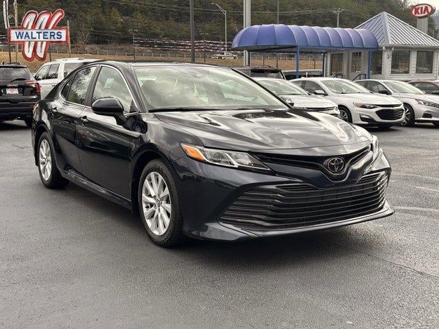 2020 Toyota Camry LE Auto (SE)