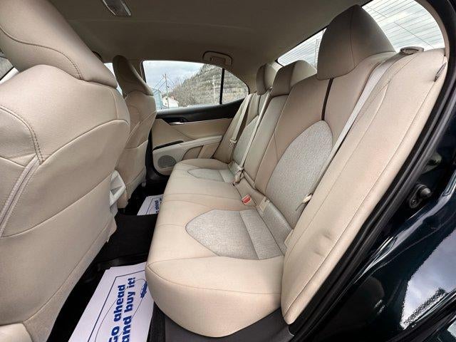 2020 Toyota Camry LE Auto (SE)