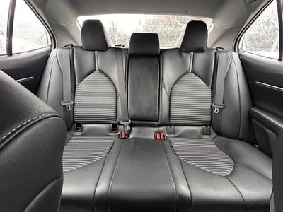 2023 Toyota Camry SE Auto (SE)