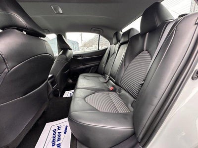 2023 Toyota Camry SE Auto (SE)