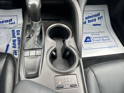 2024 Toyota Camry SE Auto (Natl)