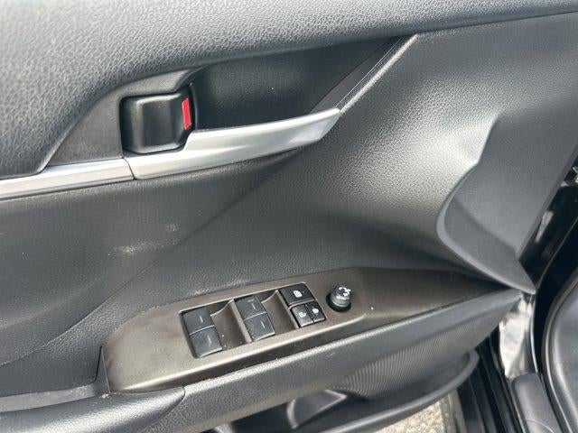 2024 Toyota Camry SE Auto (Natl)