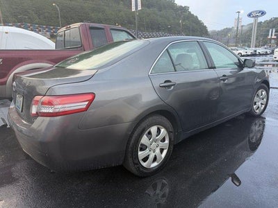 2011 Toyota Camry 4dr Sdn I4 Auto LE (Natl)