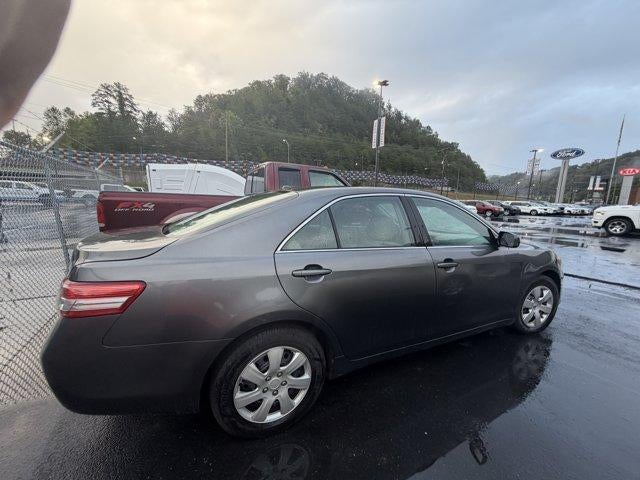 2011 Toyota Camry 4dr Sdn I4 Auto LE (Natl)