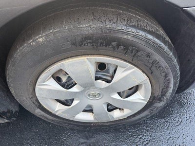 2011 Toyota Camry 4dr Sdn I4 Auto LE (Natl)