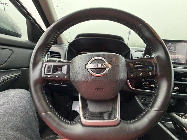 2025 Nissan Rogue AWD SV