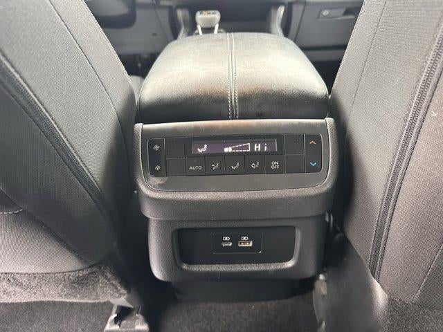 2024 Nissan Pathfinder SV 2WD