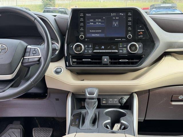 2022 Toyota Highlander XLE AWD (Natl)