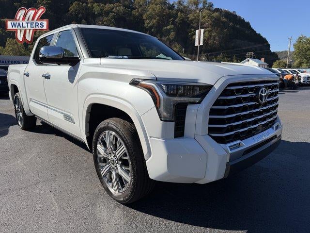 2024 Toyota Tundra 4WD 4WD Capstone Hybrid CrewMax 5.5' Bed (Natl)