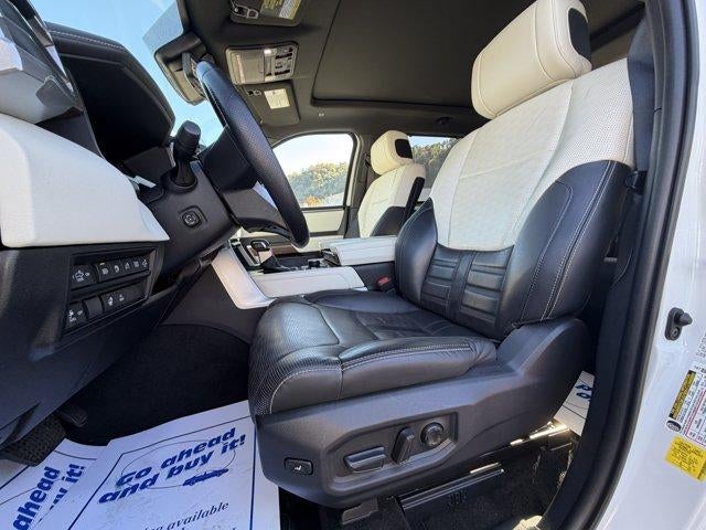 2024 Toyota Tundra 4WD 4WD Capstone Hybrid CrewMax 5.5' Bed (Natl)
