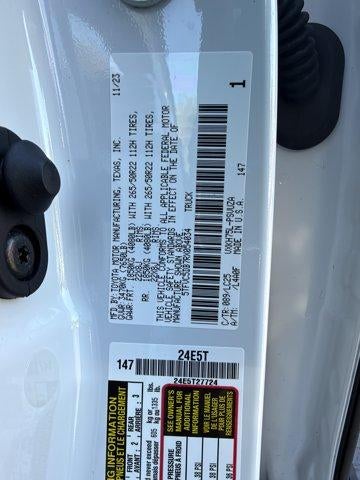 2024 Toyota Tundra 4WD 4WD Capstone Hybrid CrewMax 5.5' Bed (Natl)