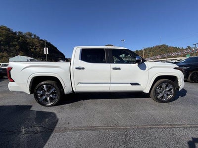 2024 Toyota Tundra 4WD 4WD Capstone Hybrid CrewMax 5.5' Bed (Natl)
