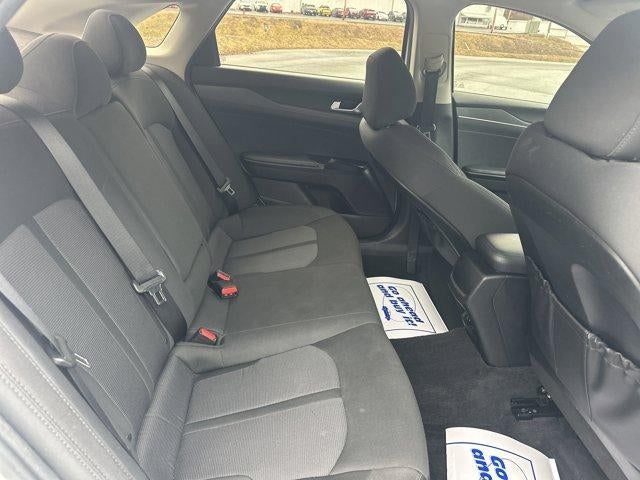 2022 Kia K5 LXS Auto FWD