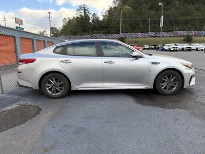 2019 Kia Optima LX Auto