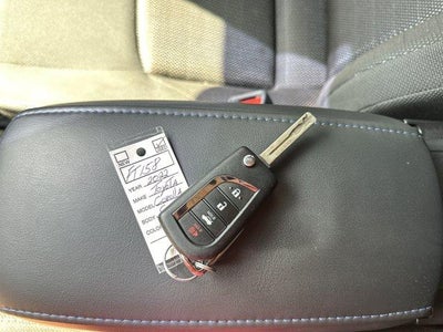 2022 Toyota Corolla SE Nightshade CVT (Natl)