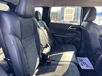 2024 Mitsubishi Outlander SE FWD