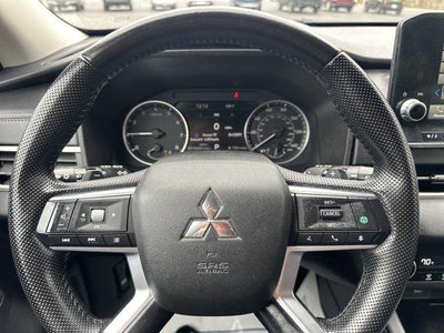 2022 Mitsubishi Outlander SE S-AWC