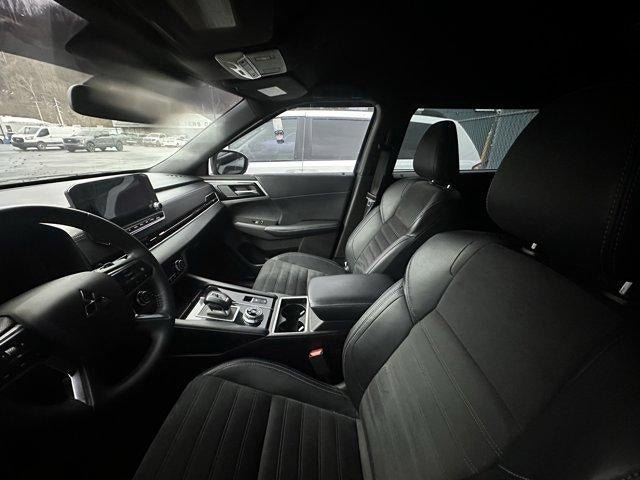 2023 Mitsubishi Outlander SE Special Edition S-AWC